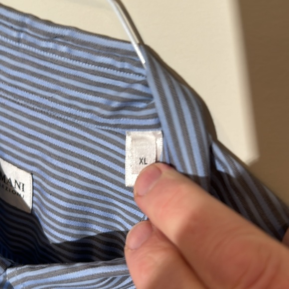 Giorgio Armani Collezioni Blue and Gray Striped Mens XL Dress Shirt. - Picture 4 of 6